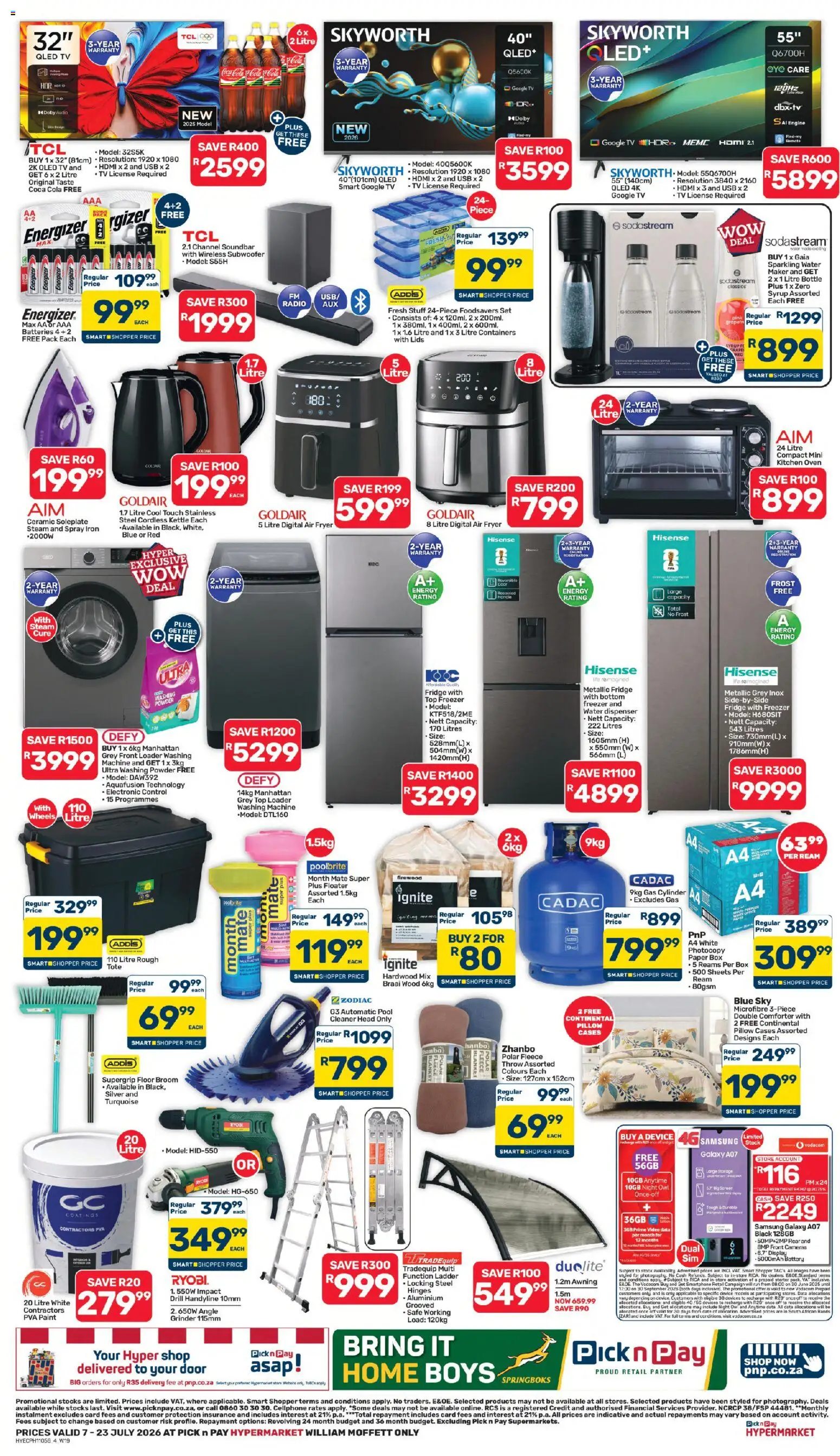 New Pick n Pay catalogue – valid from 07/07/2026 | Page: 4 | Products: Data, Oven, Iron, Grinder