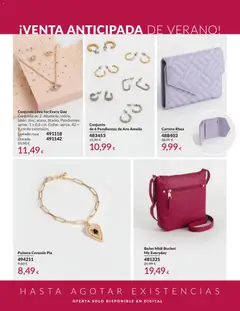 Vista previa Bolso Midi Bucket My Everyday, A magenta-colored midi bucket bag with a textured surface and a shoulder strap. válido desde el 01.06.2026 | Página: 211 | Productos: Pendientes, Bolso