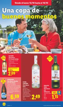 Vista previa FLORA CANTADA Vino blanco dulce, Tipo de uva: Moscatel y Airén. Vino dulce en boca. Predominan los aromas intensos a fruta blanca y sutiles toques tropicales. 75 cl válido desde el 12/10/2026 | Página: 14 | Productos: Vino, Flores, Vino blanco, Hierbas