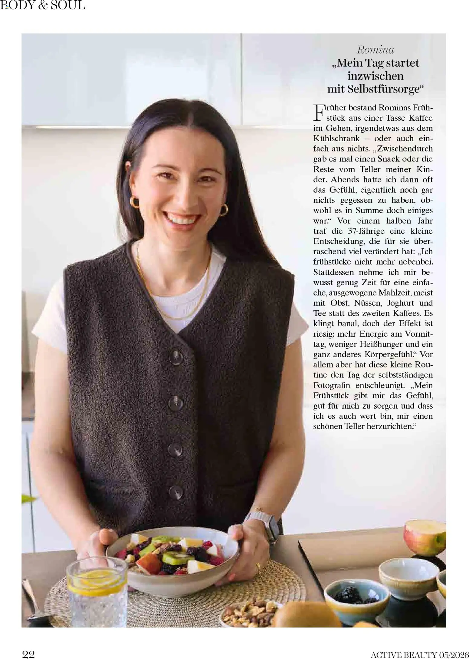 dm drogerie markt Active Beauty Magazin 05/2026 gültig ab 01.05.2026 | Seite: 22 | Produkte: Kühlschrank, Joghurt, Kaffee, Tee