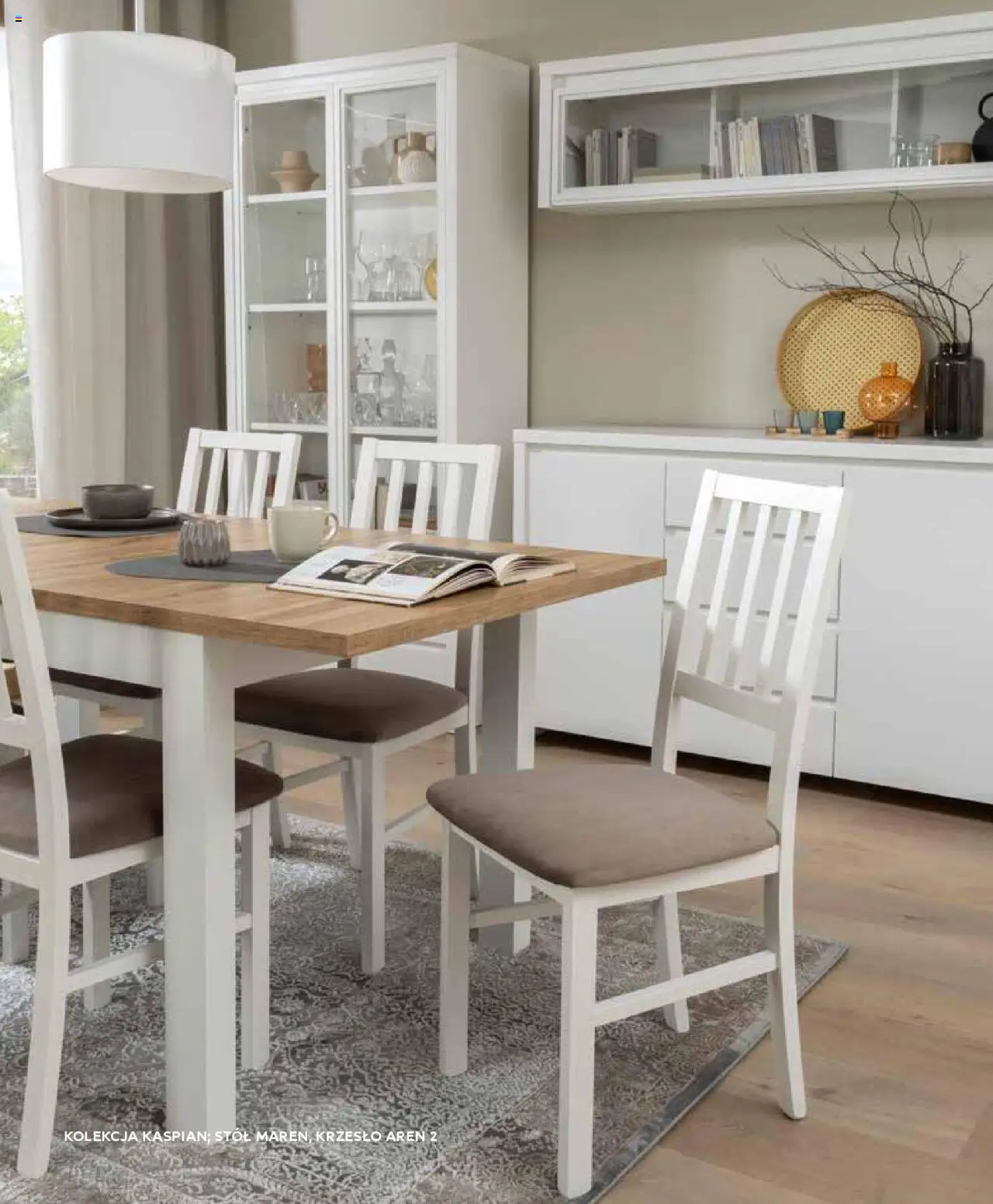 Black Red White Gazetka - Katalog rodzinnych wnętrz od 24.05.2024 | Strona: 2 | Produkty: Stół, Krzesło