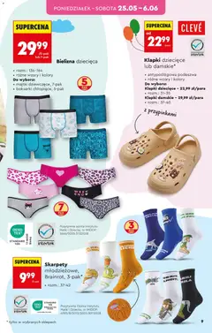 Pogląd oferty "Klapki dziecięce lub damskie*, Klapki dziecięce lub damskie z przypinkami, antypoślizgowa podeszwa, różne wzory i kolory. Do wyboru: Klapki dziecięce - 22,99 zł/para, rozm.: 31-35; Klapki damskie - 29,99 zł/para, rozm.: 37-40" - ważna od 25.05.2026 | Strona: 11 | Produkty: Majtki, Skarpety, Klapki, Klapki damskie